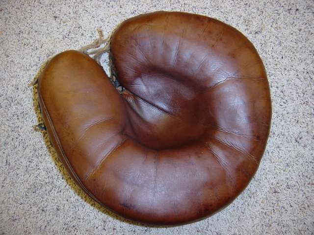 Nokona Buckleback Front